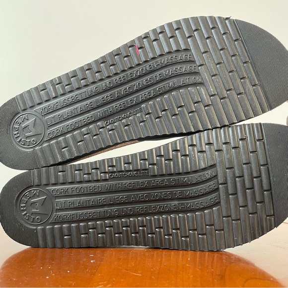 Mephisto Women’s Black Leather Sandals - Picture 8 of 9